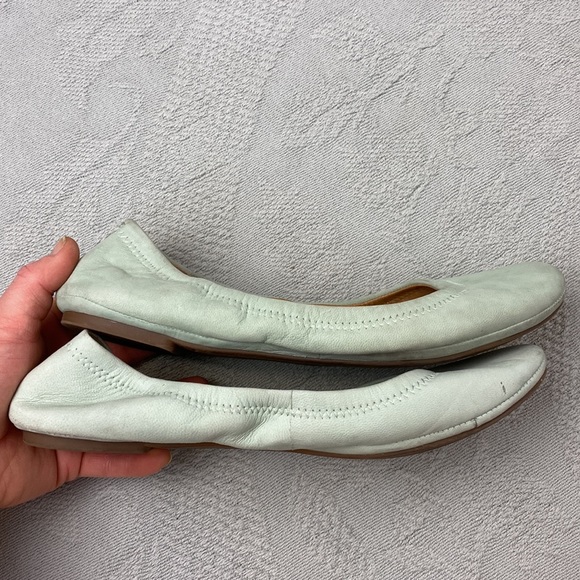 Lucky Brand Emmie Flats - Picture 4 of 8